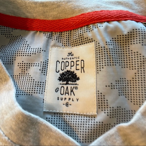 Copper & Oak Sz Small Short Sleeve White / Pale Tan Textured Henley - Picture 2 of 7